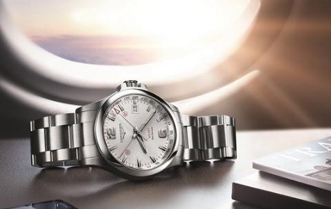 Longines copy watches with steel cases are still elegant.