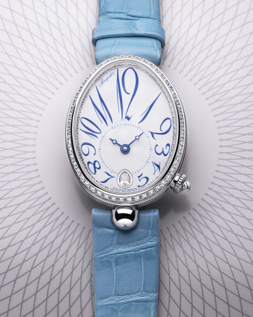 The female fake watches have blue straps.